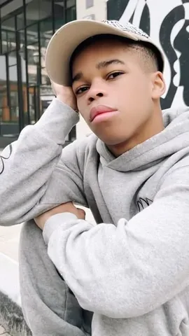princeandthebaker Instagram post about Spring fashion