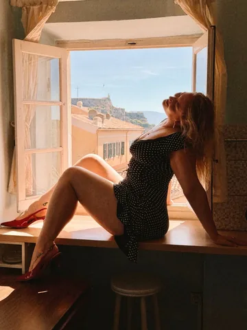 princessedudrame Instagram post about Voyage et style vestimentaire