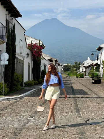 priscillaeslo Instagram post about Birthday weekend in Antigua