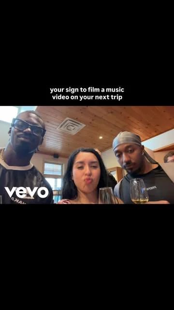 prisymontoya Instagram post about Toronto travel