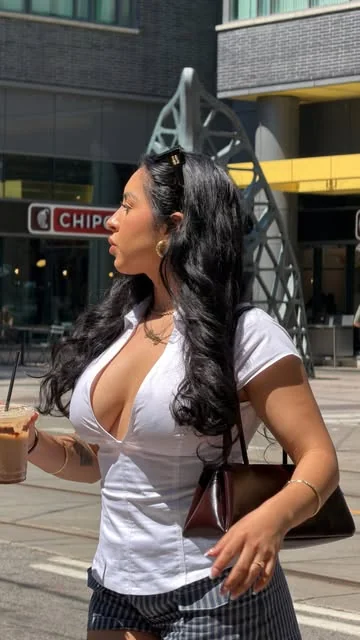 prisymontoya Instagram post about Fashion outfit