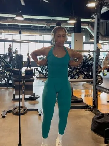 qui2health Instagram post about Fitness challenge announcement