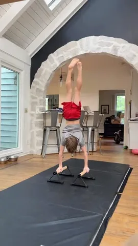 rachelearls Instagram post about Gymnastics achievement