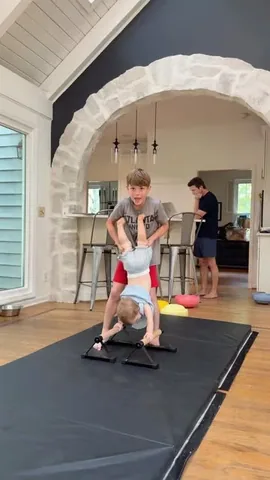 rachelearls Instagram post about Children’s gymnastics
