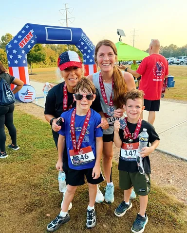 rachelearls Instagram post about 5K race