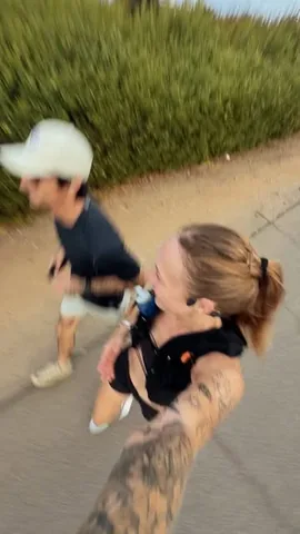 rachelleswannie Instagram post about Endurance race training