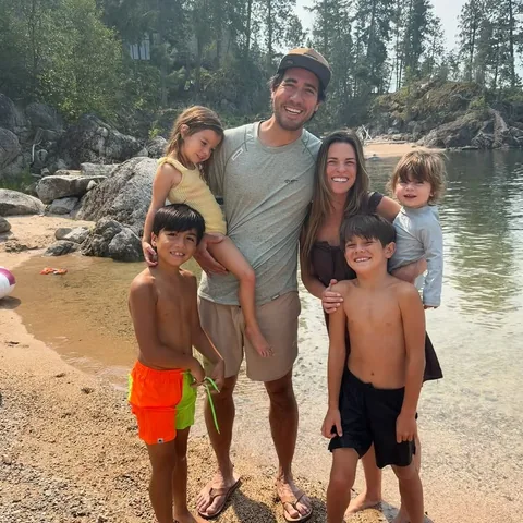 Rachel King Instagram post thumbnail