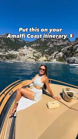 rachelvogttrends Instagram post about Amalfi Coast travel