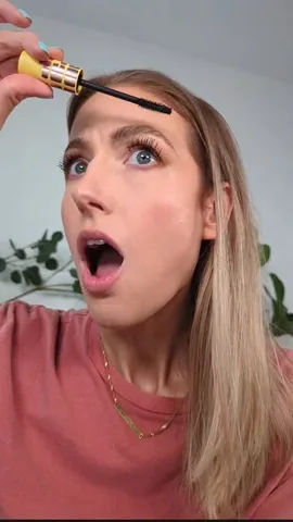 rachhloves Instagram post about Makeup