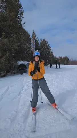 rachhloves Instagram post about Winter outdoor activity