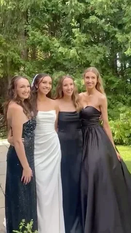 rachhloves Instagram post about Marriage milestone
