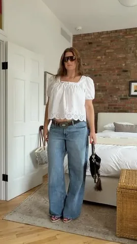 raeannlangas Instagram post about Fashion