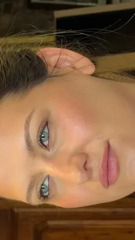 raeannlangas Instagram post about Beauty