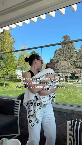 randikennedy_ Instagram post about Newborn parenting humor