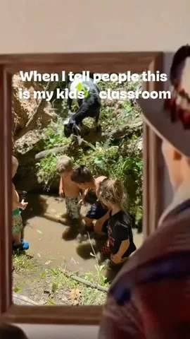 randilynngreene Instagram post about Outdoor homeschooling