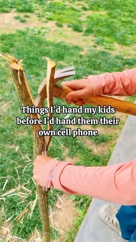 randilynngreene Instagram post about Childhood and technology