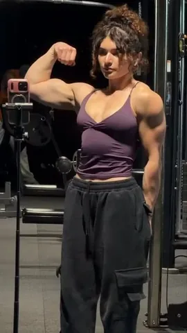 rena_serenaa Instagram post about Fitness