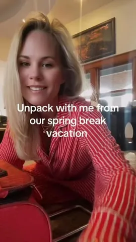 reneenicoleblog Instagram post about Travel packing