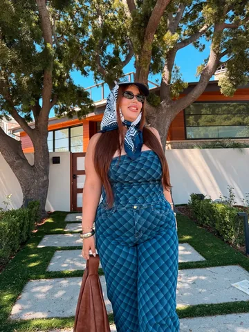 Reyna Bourgoyne Instagram post thumbnail