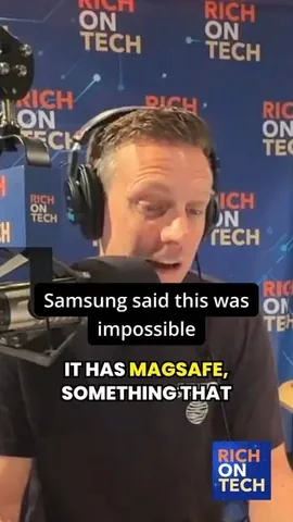 richontech Instagram post about Foldable phone comparison