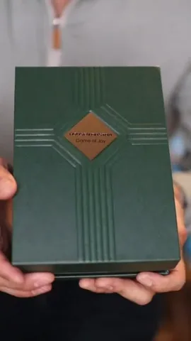 rmrstyle Instagram post about Luxury fragrance promotion