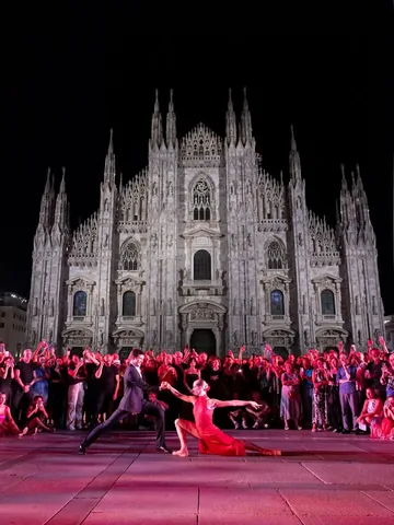 robertobolle Instagram post about OnDance tango event