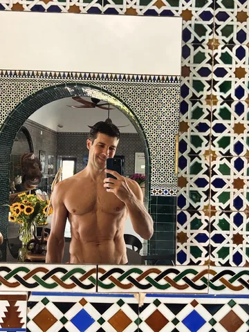 robertobolle Instagram post about Capri and Li Galli travel