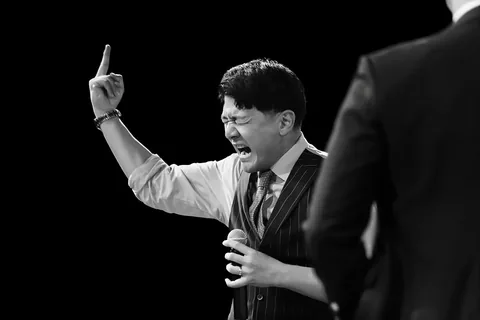 ronnychieng Instagram post about Comedy tour