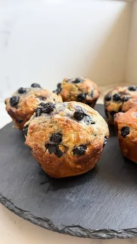 rosaliazadeh Instagram post about Blueberry muffin recipe
