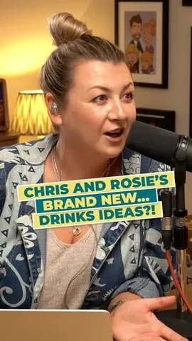 rosemarinoramsey Instagram post about Cocktail making