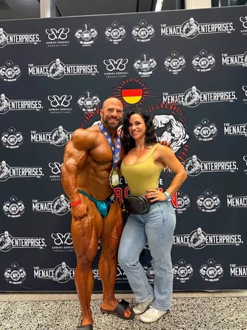 roxyqueflexx Instagram post about Bodybuilding competition