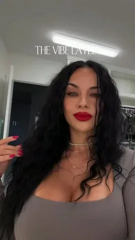 roxyqueflexx Instagram post about Positive reaction