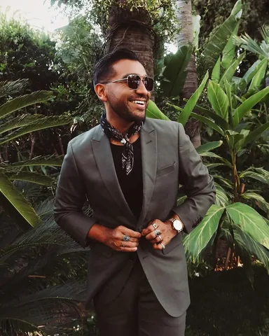 rule_of_thumbs Instagram post about Formal menswear