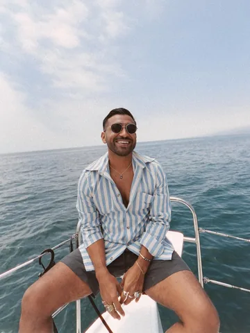rule_of_thumbs Instagram post about Summer lifestyle