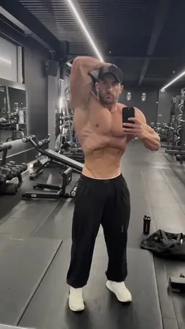 ryanjterry Instagram post about Morning conditioning routine