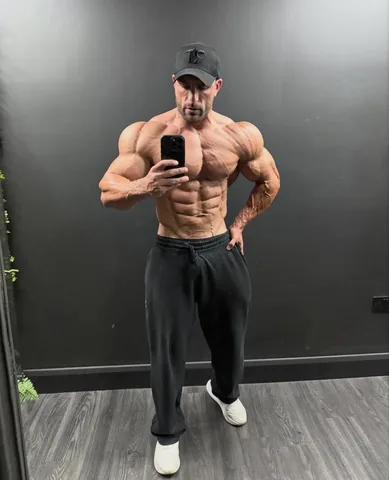 ryanjterry Instagram post about Competition preparation and body weight
