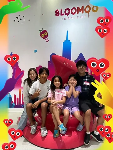 ryansworld Instagram post about Sloomoo Institute visit