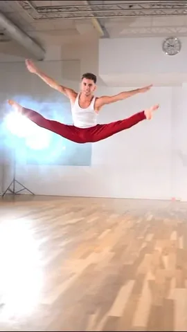 sabrinalonis Instagram post about Cours de danse