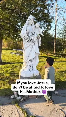 saintly_heart Instagram post about Catholic teaching on Mary