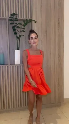 samanthabelbel Instagram post about Petite fashion