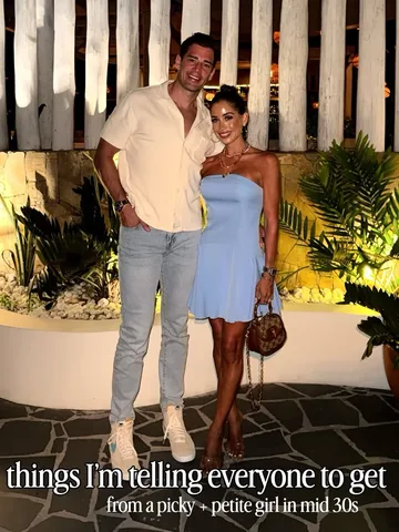 samanthabelbel Instagram post about Petite fashion