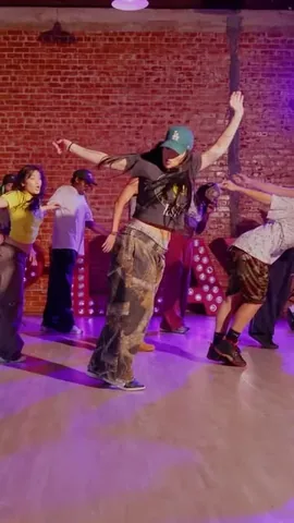 samanthacaudle9 Instagram post about Postpartum dance recovery