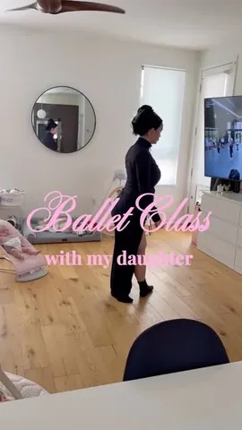 samanthacaudle9 Instagram post about Ballet class