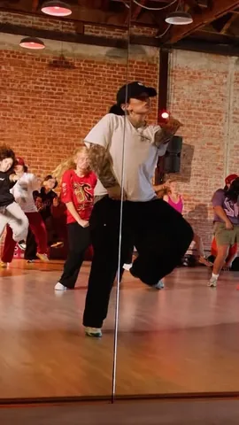 samanthacaudle9 Instagram post about Dance class promotion