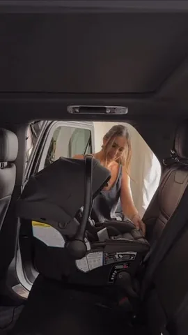 samiraradmehr Instagram post about Infant car seat