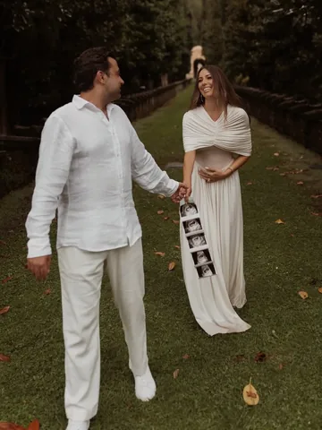 samiraradmehr Instagram post about Pregnancy announcement