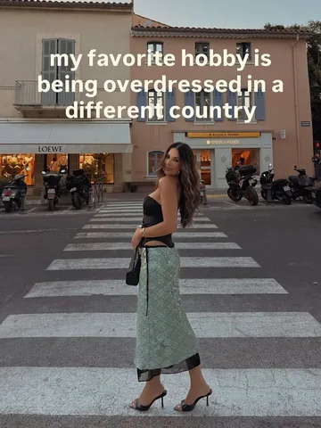 samiraradmehr Instagram post about Vacation fashion