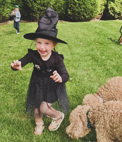 samsonthedood Instagram post about Childhood Halloween moment