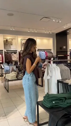 sandy_azcona Instagram post about Express fall fashion haul