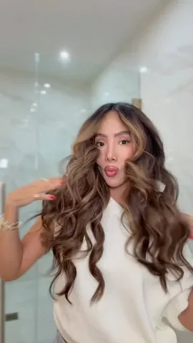 sandy_azcona Instagram post about Curl styling tutorial